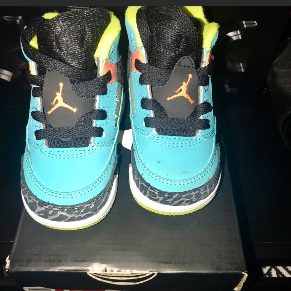 Jordan Spizikes baby size 5c